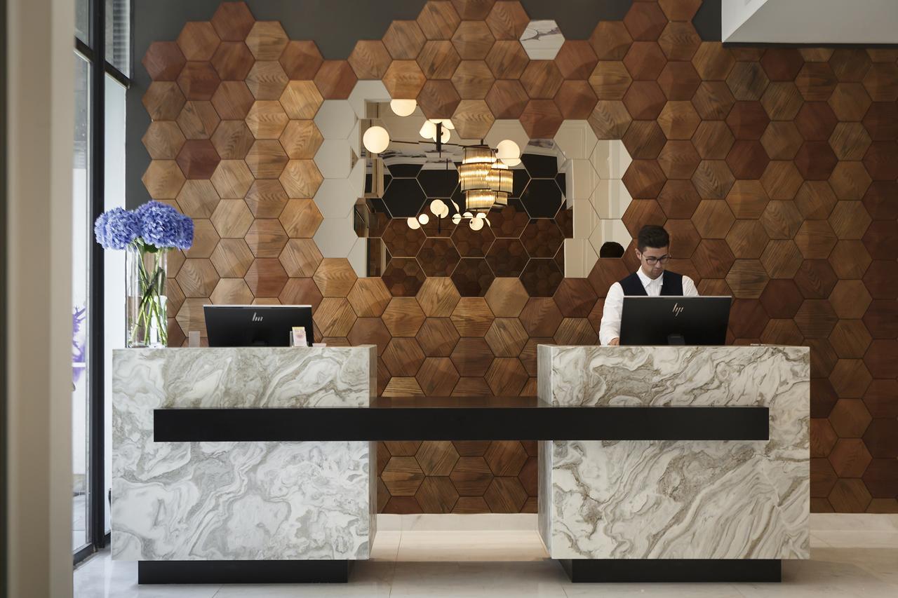 ไอคอน บีซีเอ็น บาย เปอตี พาเลซ Hotel บาร์เซโลนา ภายนอก รูปภาพ